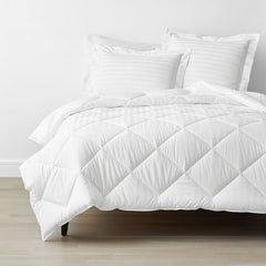 Dobby Stripe Classic Smooth Wrinkle-Free Sateen Comforter - White, Full
