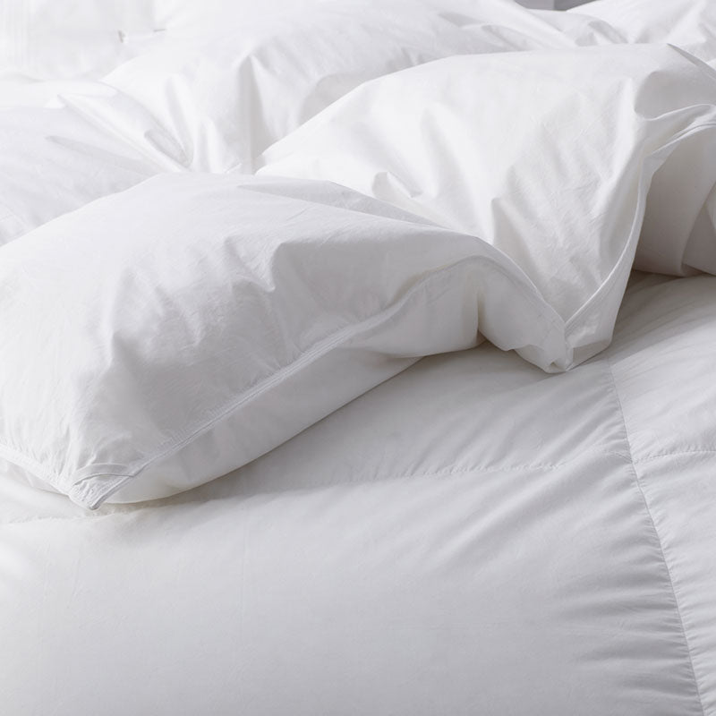 Luxurious Imperial German Batiste Down Comforter - White, Full/Queen