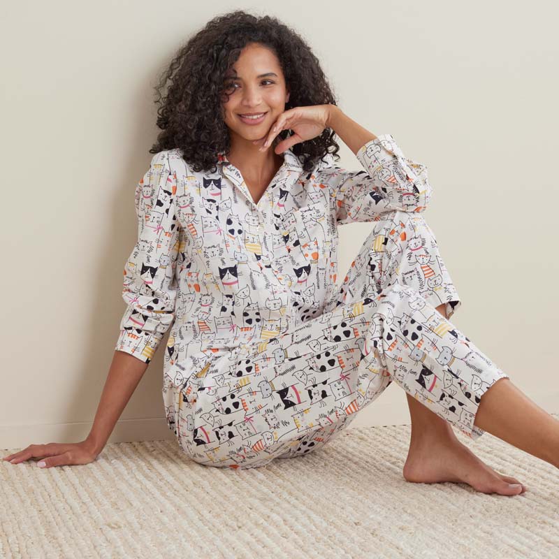 Printed Poplin Women's Button-Down Pajama Set - Kittie Party, S