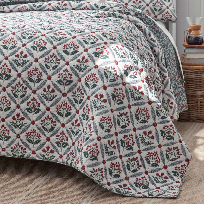 Elderberry Reversible Quilted Sham - White, King