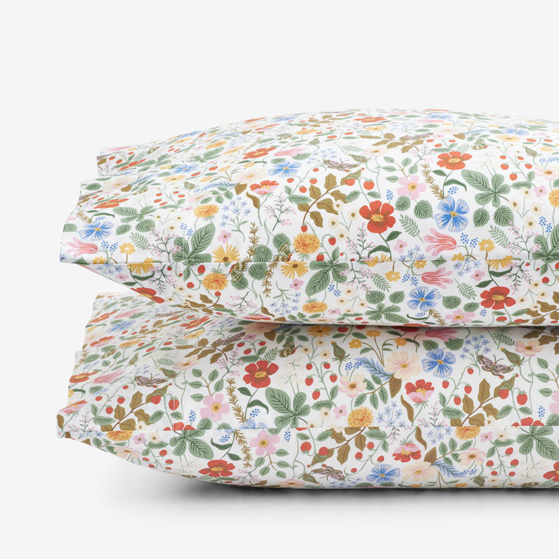 Strawberry Fields Classic Cool Cotton Percale Pillowcase Set - White Multi, Standard