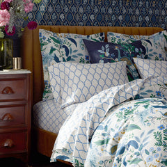 Peacock Classic Smooth Sateen Sham - Ivory Multi, Standard