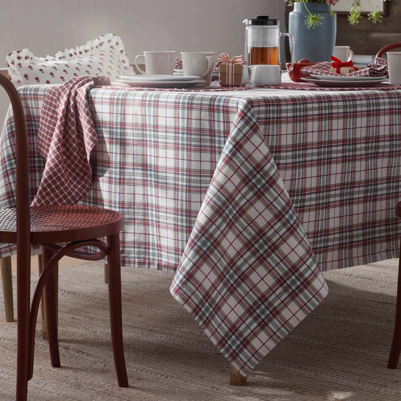 Classic Plaids Yarn-Dyed Tablecloth - Red Multi, 70 in. x 120 in.