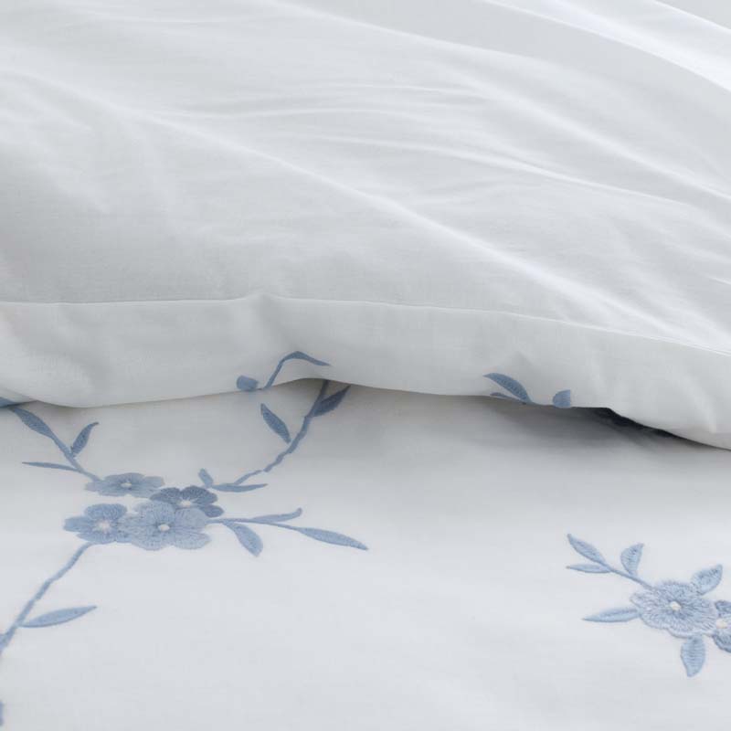Brinda Floral Duvet Cover - White, Twin/Twin XL