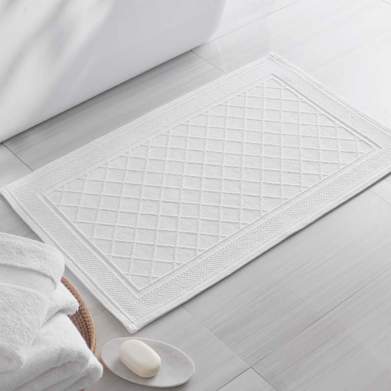 Flatwoven Textured Bath Mat - Diamond, 24 in. x 40 in.