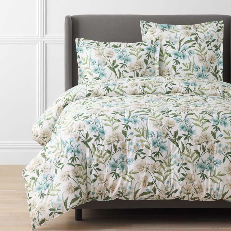 Gardenia Mist Premium Smooth Wrinkle-Free Sateen Comforter - Cream Multi, Full/Queen