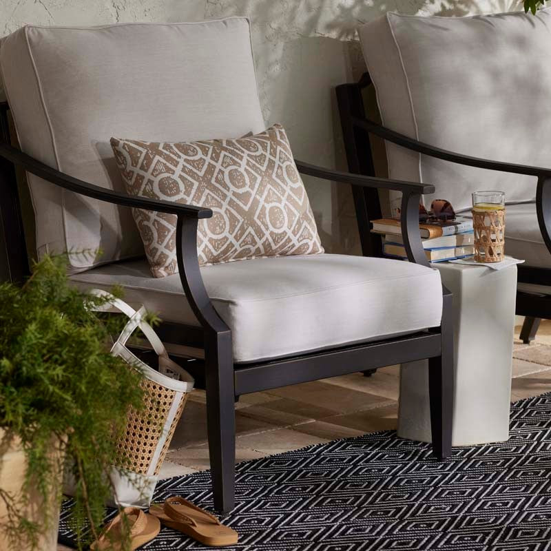 Diamond Handwoven Indoor/Outdoor Rug - Black, 3' x 5'