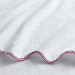 Scalloped Edge Bath Towel - Pink