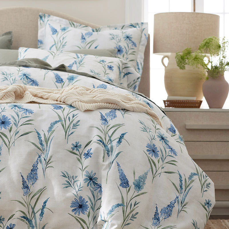 Nature's Vine Classic Smooth Sateen Sham - White Multi, Euro