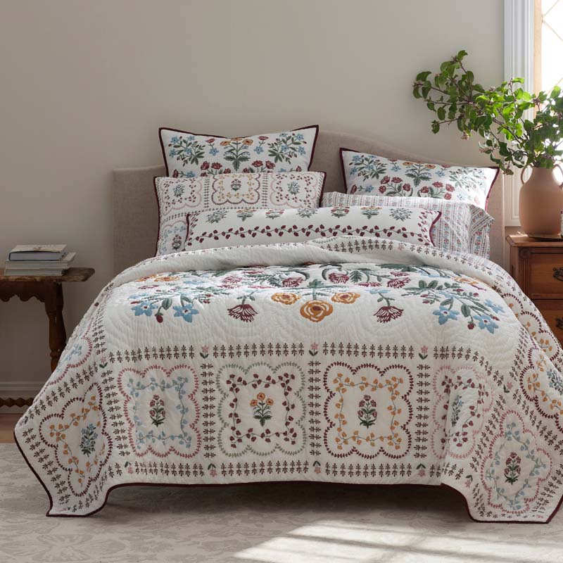 Lottie Quilt - Ivory, Full/Queen
