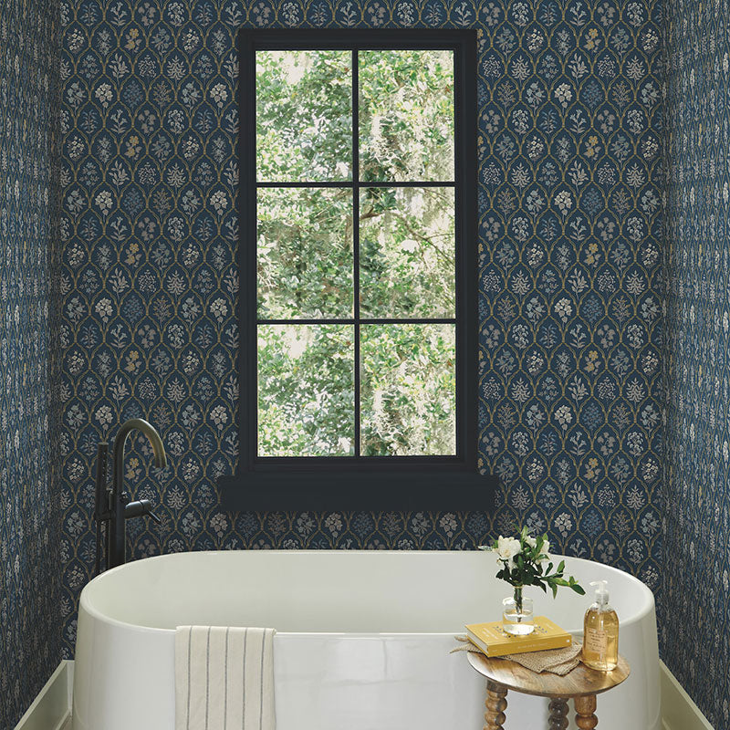 Hawthorne Traditional Wallpaper - Gold, Roll