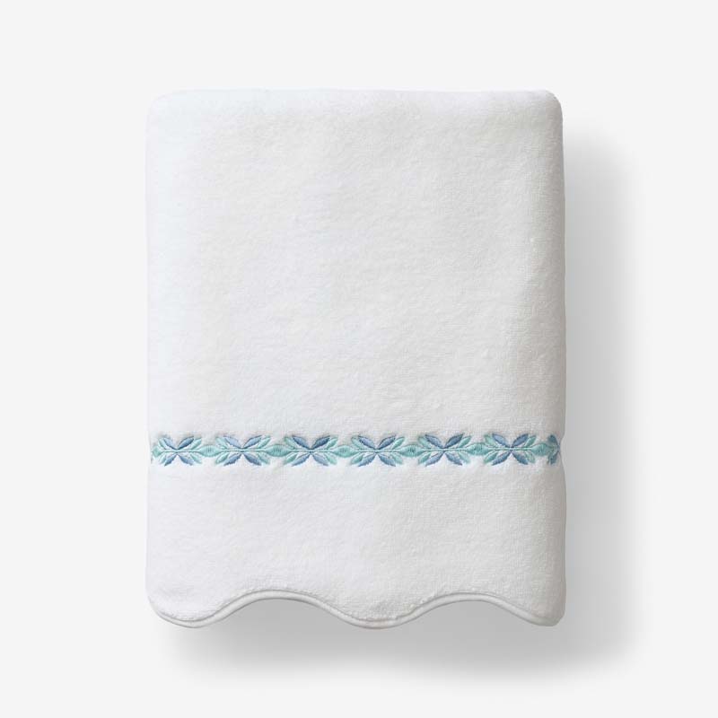 Embroidered Scallop Bath Towel - Modern Leaf