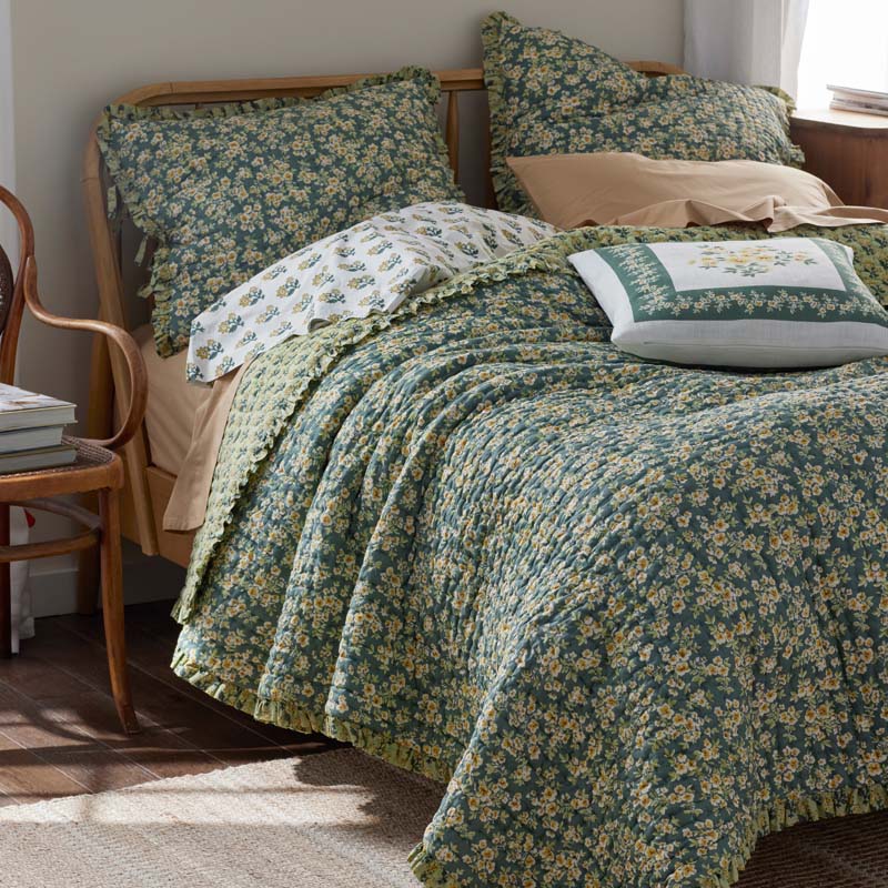 Suhana Reversible Ruffle Quilt - Green, Twin/Twin XL