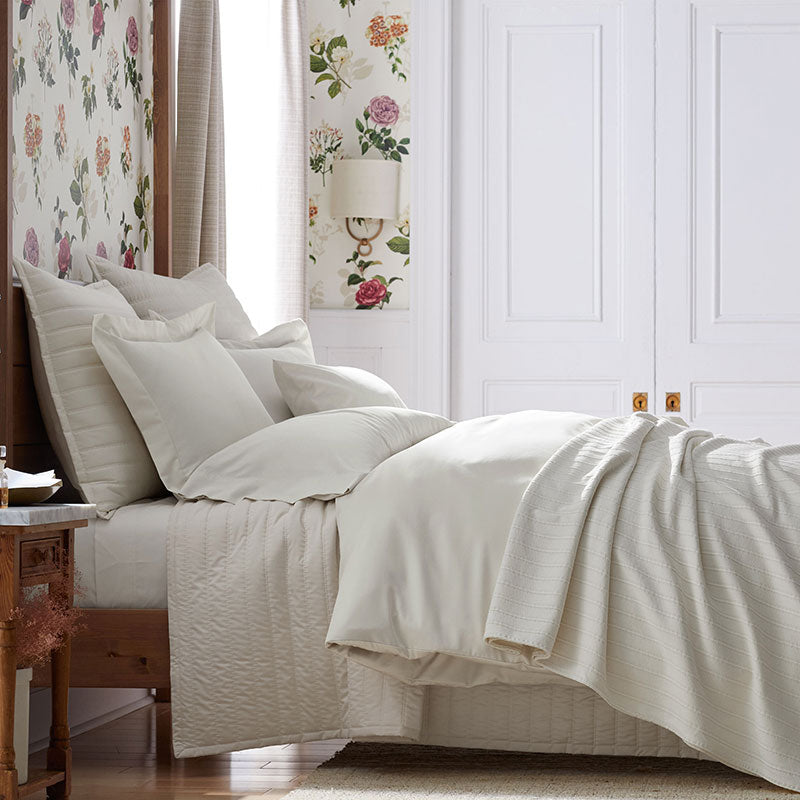 Premium Smooth Supima® Cotton Wrinkle-Free Sateen Fitted Bed Sheet - Ivory, Queen