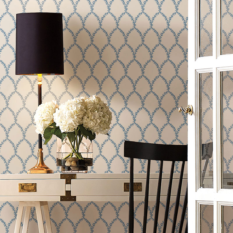 Laurel Traditional Wallpaper - Blue, Roll