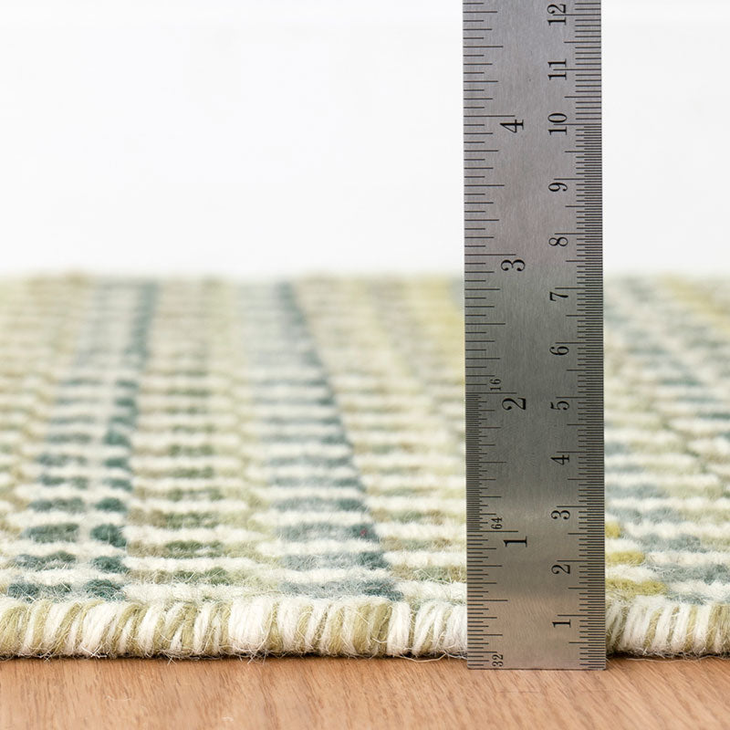 Poppy Handwoven Wool Rug - Moss, 5' x 8'