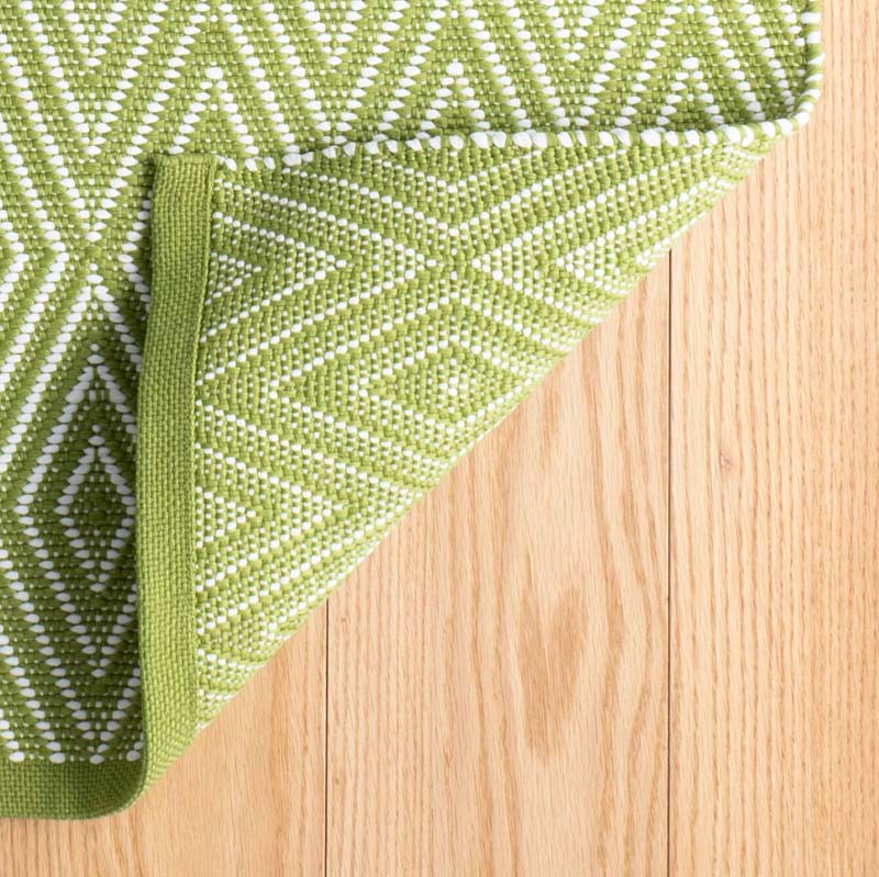 Diamond Handwoven Indoor/Outdoor Rug - Green, 3' x 5'