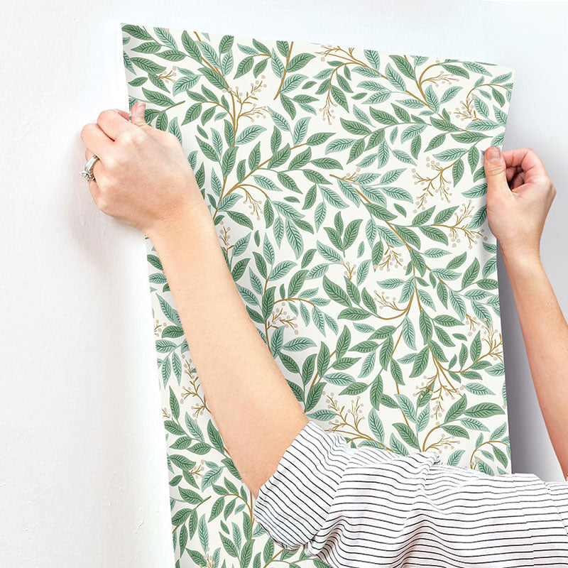 Willowberry Traditional Wallpaper - Emerald White, Swatch