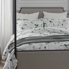 Botanic Meadow Premium Smooth Wrinkle-Free Sateen Comforter - Evergreen, King/Cal. King