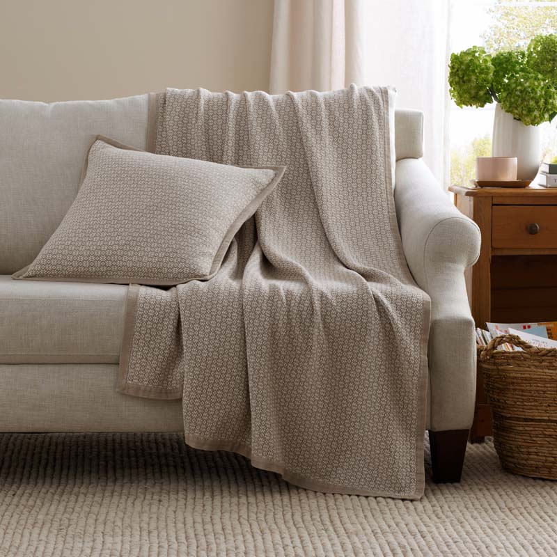 Belmira Throw - Taupe