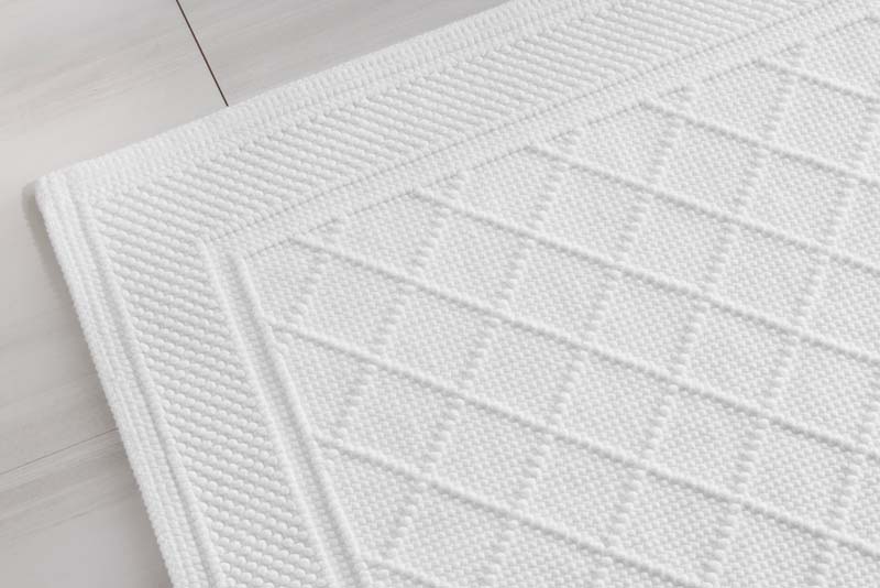 Flatwoven Textured Bath Mat - Diamond, 24 in. x 40 in.