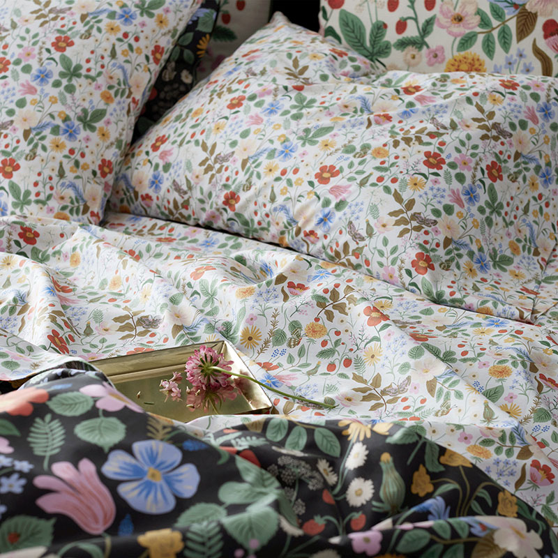 Strawberry Fields Classic Cool Cotton Percale Fitted Bed Sheet - White Multi, Queen