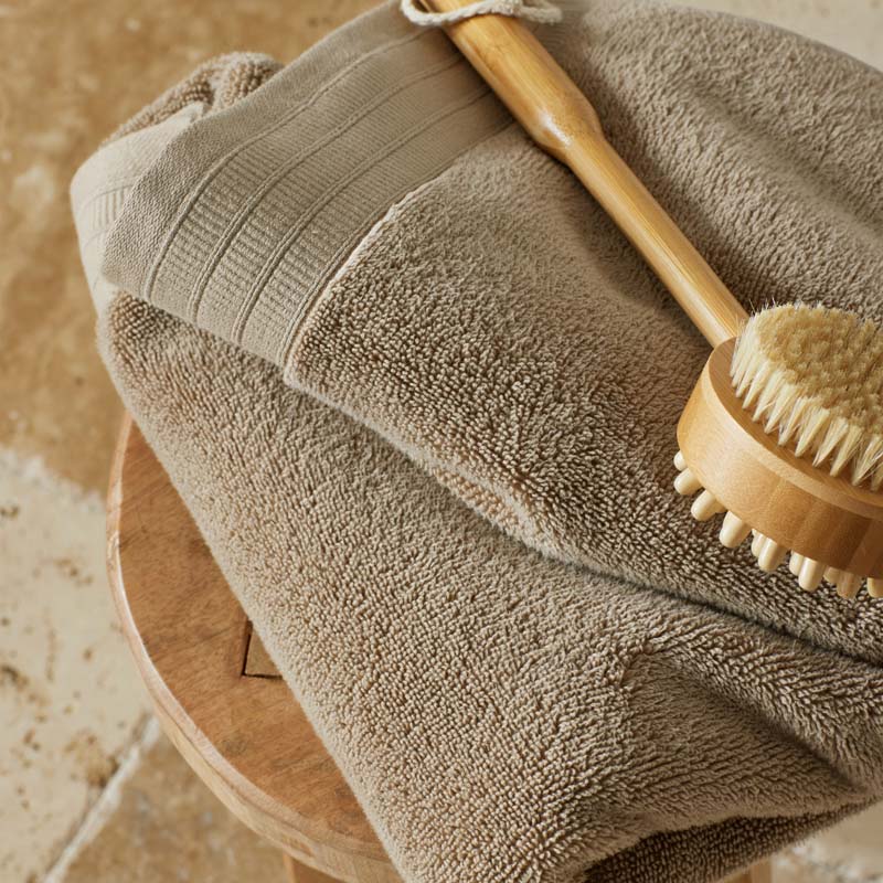 Plush Spa Solid Hand Towel - Mocha