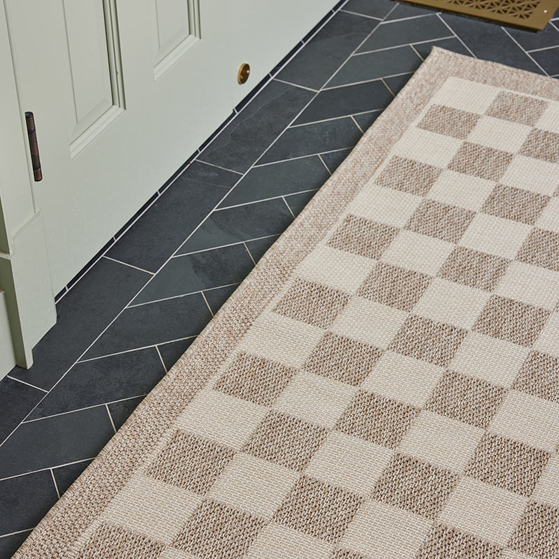 Checkered Outdoor Rug -  Gray, 5' x 8'