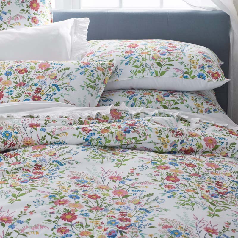 Springtime Bouquets Duvet Cover - White, Twin/Twin XL
