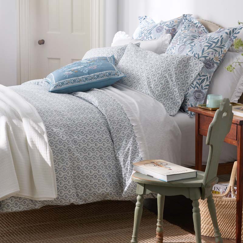 Tira Floral Classic Cool Cotton Percale Bed Sheet Set - Flower Blue, Queen