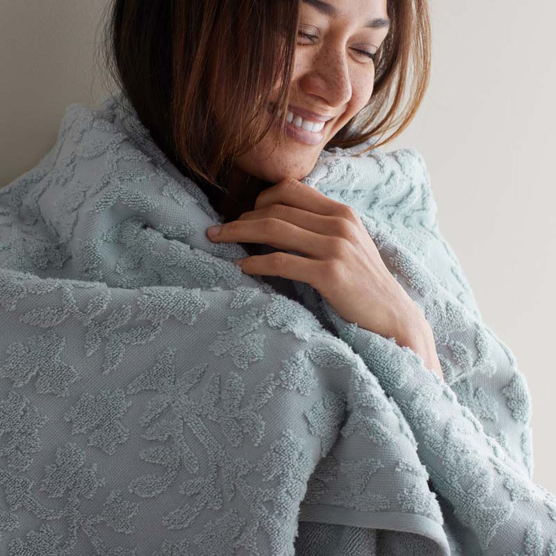 Floral Jacquard Bath Towel - Light Seaspray