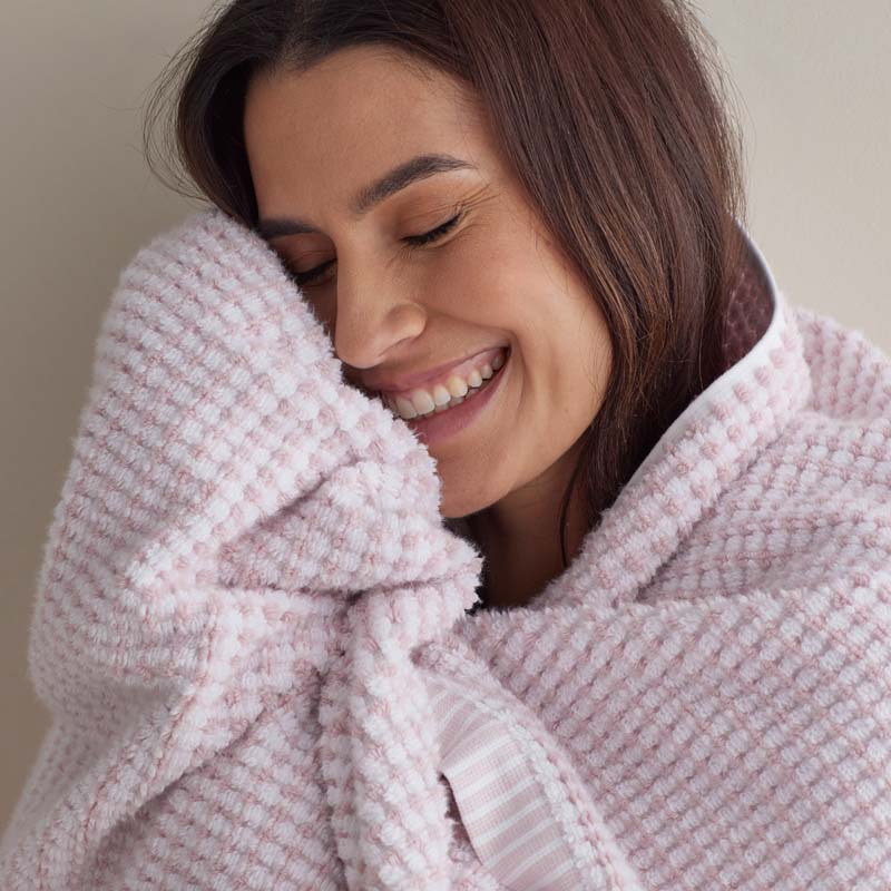 Textured Dot Bath Towel - Blush
